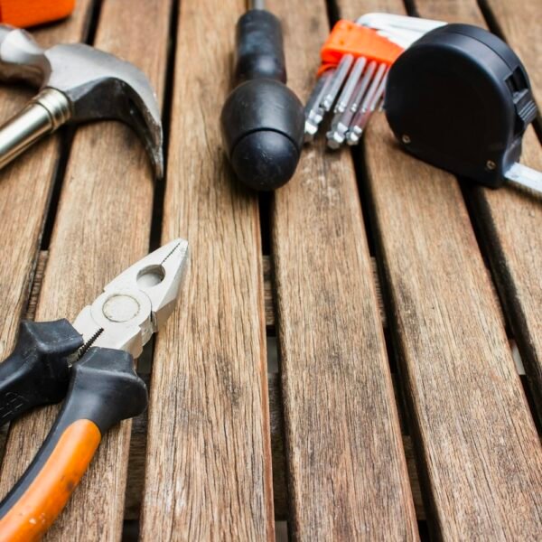 Llave ajustable con apertura suave